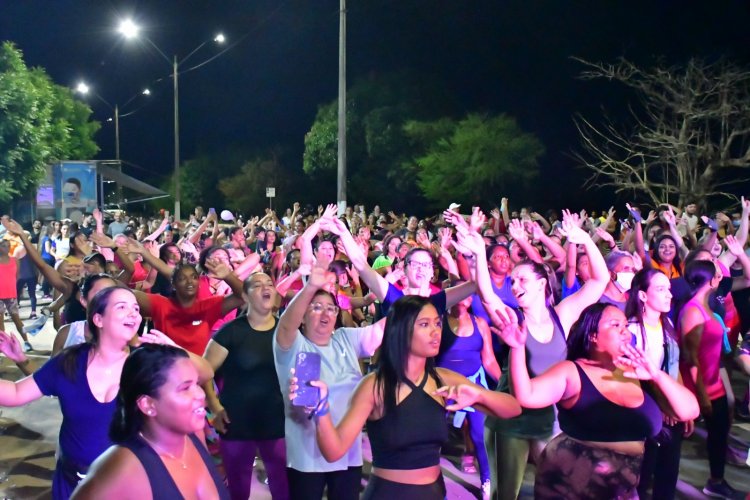 Aulão da Saúde reúne multidão na Avenida Beira-Rio