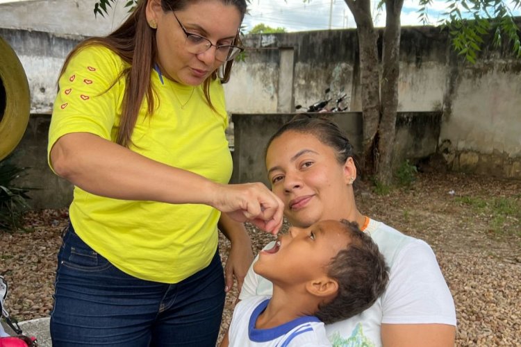Zé Gotinha visita escolas municipais e incentiva vacinação contra Gripe