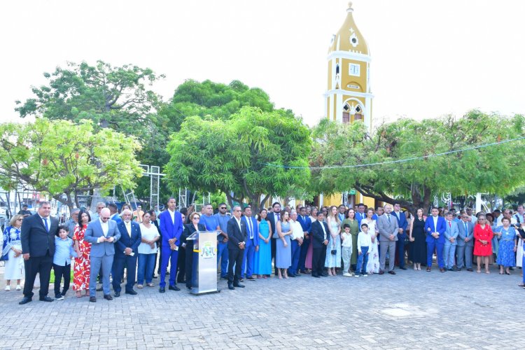 Missa em ação de graças e hasteamento de bandeiras precedem solenidade de posse do prefeito e vice de Floriano