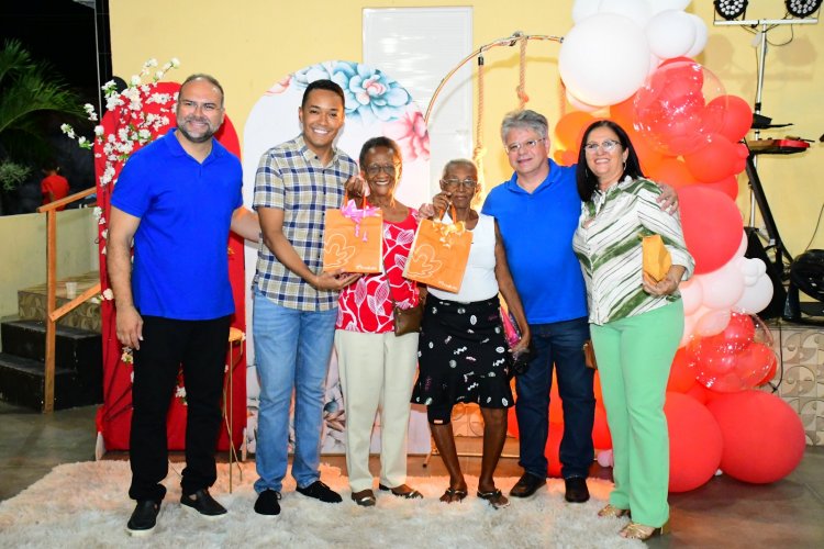 Prefeitura de Floriano realiza festa das mães para beneficiárias dos programas sociais da SEMDAS