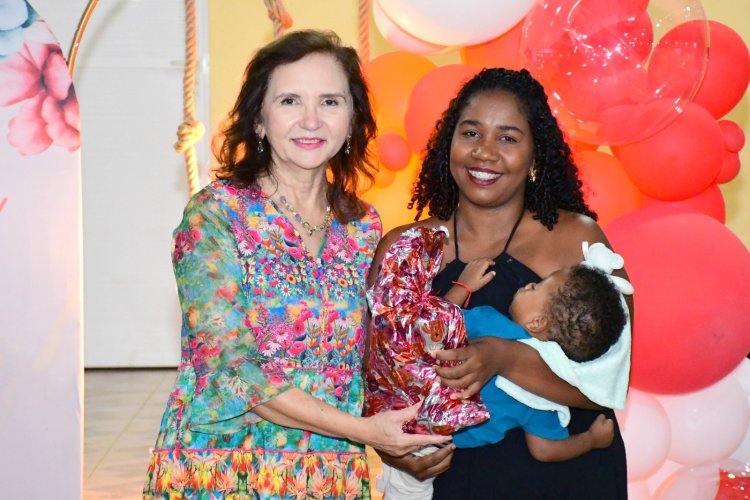 Prefeitura de Floriano realiza festa das mães para beneficiárias dos programas sociais da SEMDAS