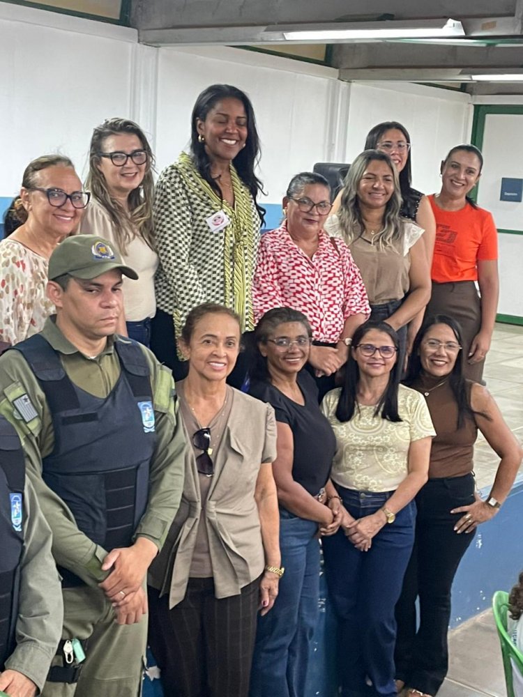 Prefeitura de Floriano implanta projeto Ambiente EscoLar do TJPI na Escola Raimundinha Carvalho