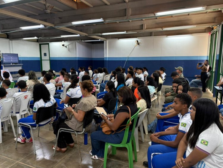 Prefeitura de Floriano implanta projeto Ambiente EscoLar do TJPI na Escola Raimundinha Carvalho