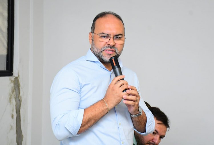 Prefeitura de Floriano assina ordem de serviço para construção de Espaço Comunitário na Vila Leão