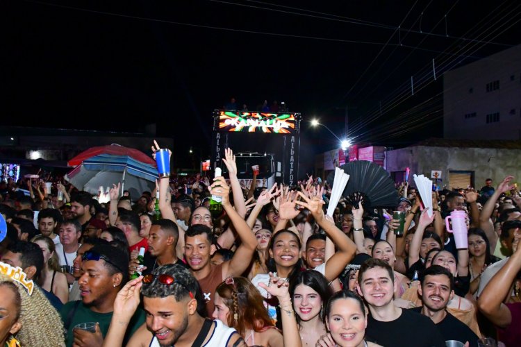 Arrastão com ‘O Kanalha’ consagra o carnaval de Floriano como um dos melhores do Piauí