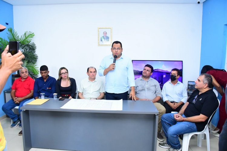 Prefeitura de Floriano assina ordem de serviço para construção de UBS no Cajueiro II