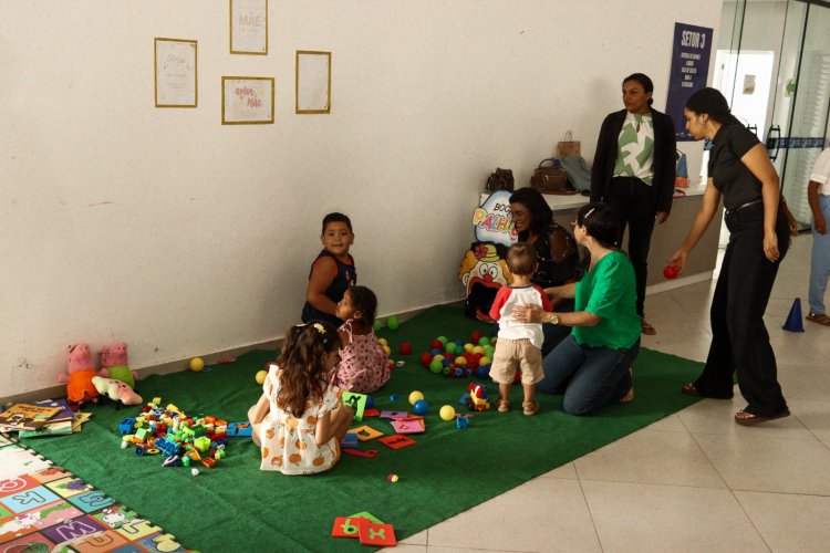 Prefeitura de Floriano e Governo do Estado promovem ação para crianças com a Carretinha da Saúde