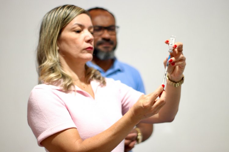 Secretaria Municipal de Saúde apoia 3º BPM em ação de vacinação de policiais militares