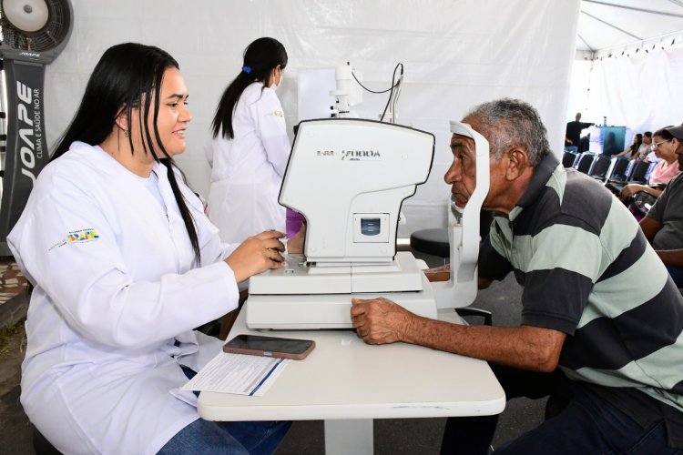 Floriano recebe Carreta da Oftalmologia para ampliar atendimento especializado pelo SUS