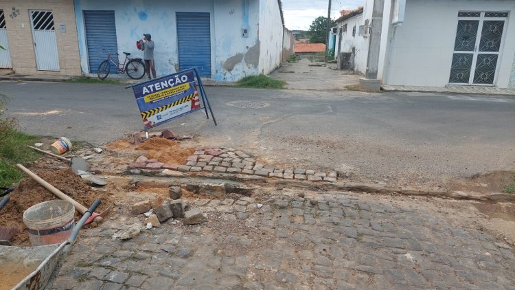 Infraestrutura de Floriano avança na recuperação de ruas e estrada rural