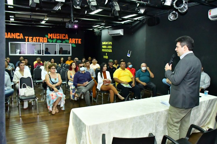 Secom de Floriano mobiliza a imprensa local em momento histórico de capacitação