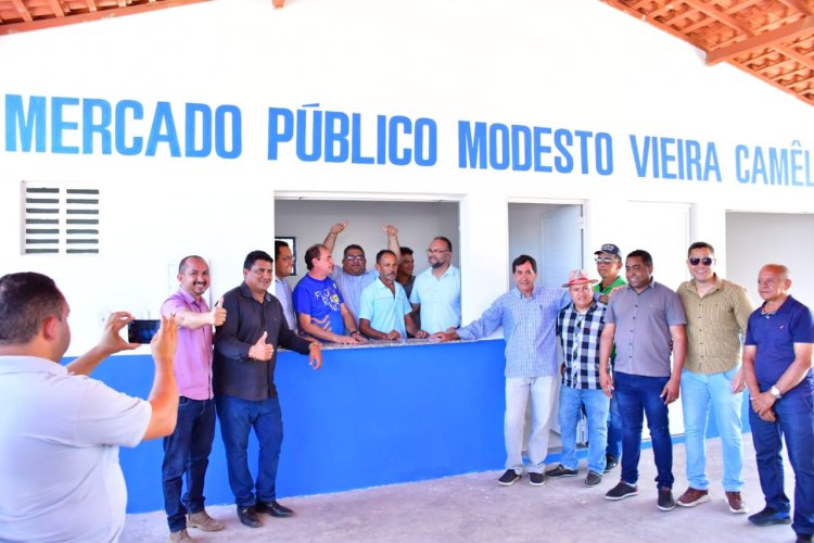Prefeitura de Floriano entrega Mercado Público Modesto Vieira Camêlo reformado