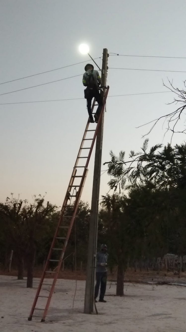 Iluminação pública de Floriano faz manutenção em 13 localidades rurais
