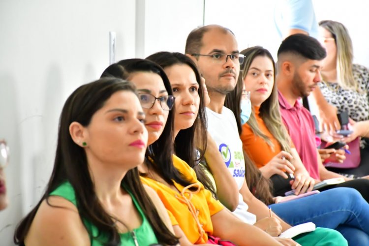 Saúde de Floriano promove reunião com equipes de Coordenadores e Diretores