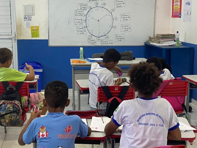 Educação de Floriano fomenta o “Fortalecimento da aprendizagem em tempo integral”