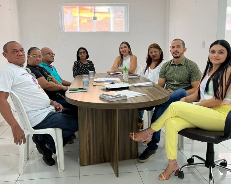 Saúde e equipe da Federação de Bairros do Estado do Piauí se reunem