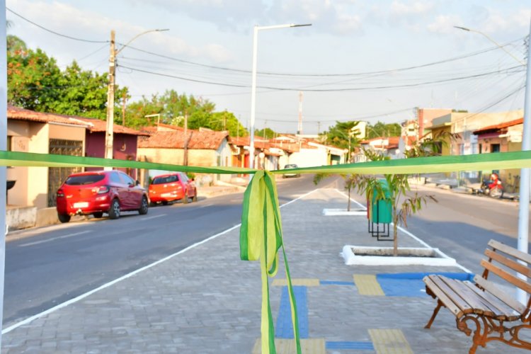 Prefeitura de Floriano inaugura Largo Raimundo Marreiros no bairro Ibiapaba