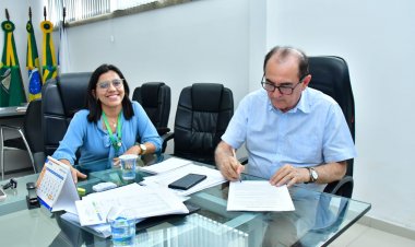 Prefeitura de Floriano e SICREDI assinam Acordo de Cooperação