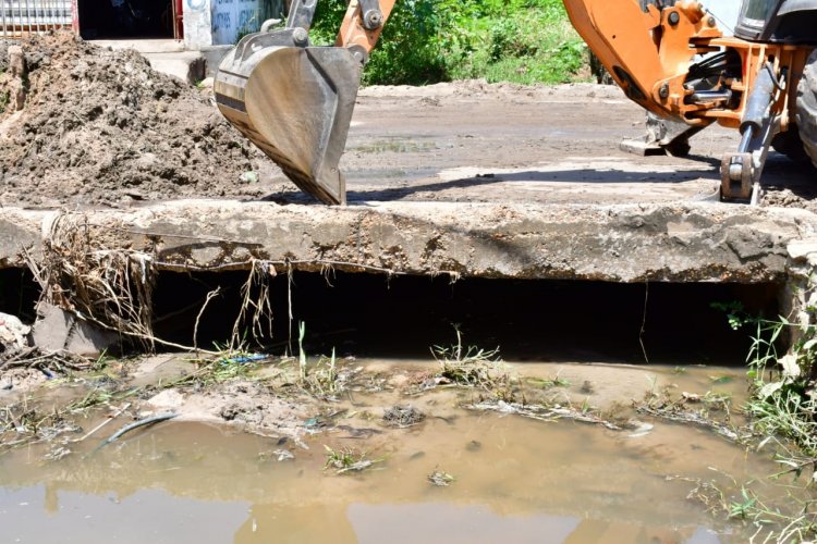 Secretaria de Infraestrutura inicia nova etapa de limpeza e manutenção de riachos em Floriano