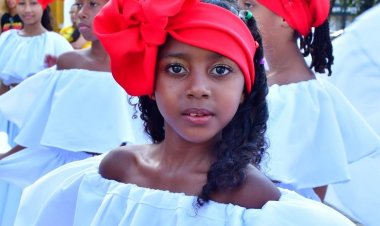 Semana da Consciência Negra de Floriano é marcada por apresentações em praça pública