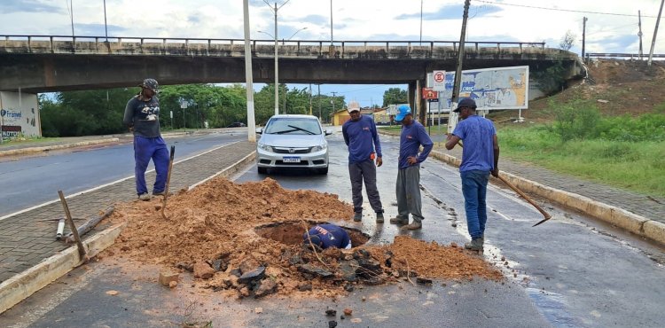 Infraestrutura: Tapa-buracos chega a mais nove bairros de Floriano