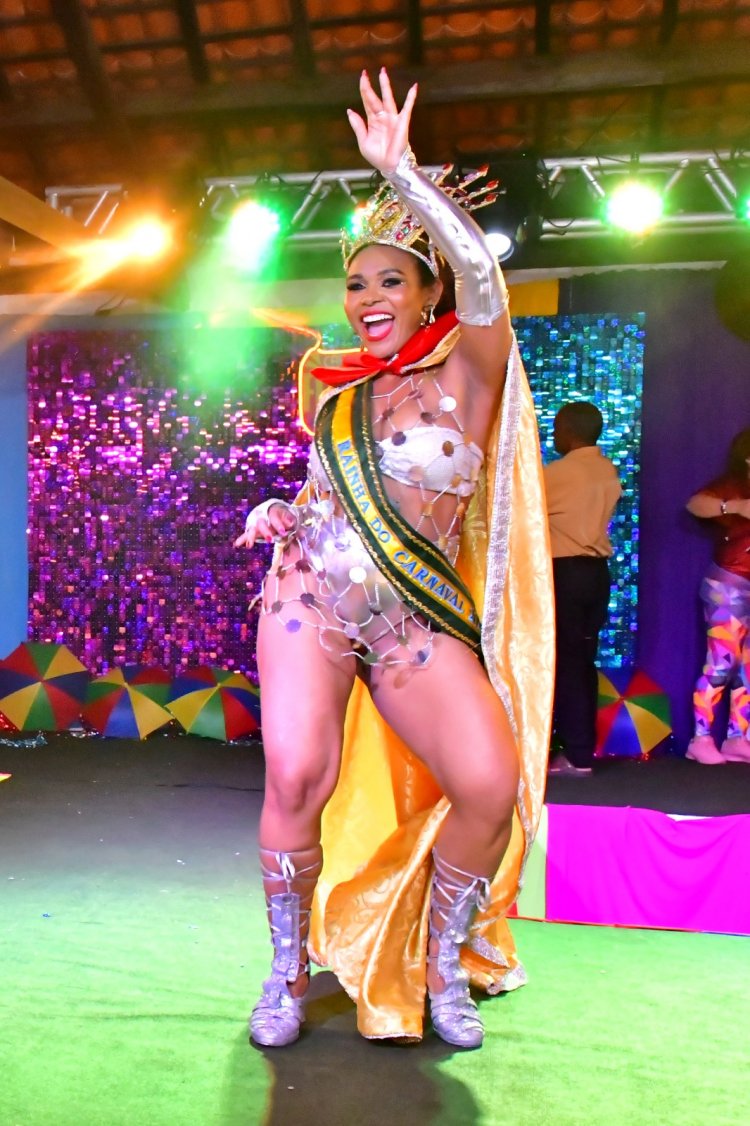 Floriano elege em clima de muita folia o rei e rainha do Carnaval 2025