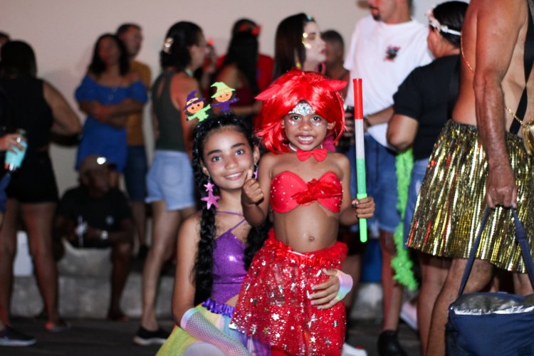 Bloco das Virgens agita foliões com apoio da Prefeitura de Floriano