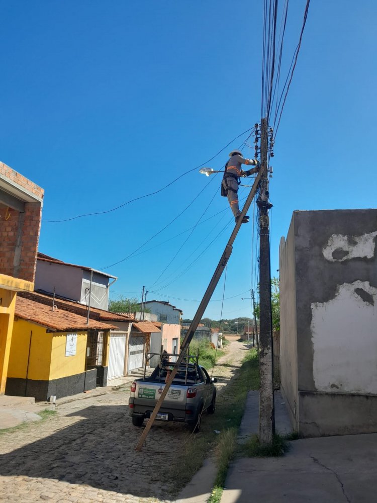 Infraestrutura de Floriano realiza mais de 800 atendimentos em iluminação pública no mês de maio