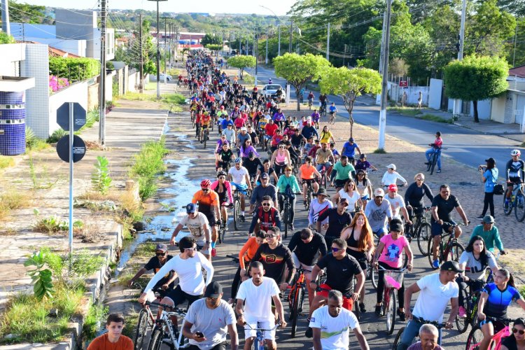128 anos: Tradicional Passeio Ciclístico de aniversário dá show de participação em Floriano
