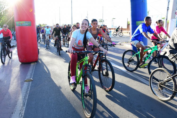 128 anos: Tradicional Passeio Ciclístico de aniversário dá show de participação em Floriano