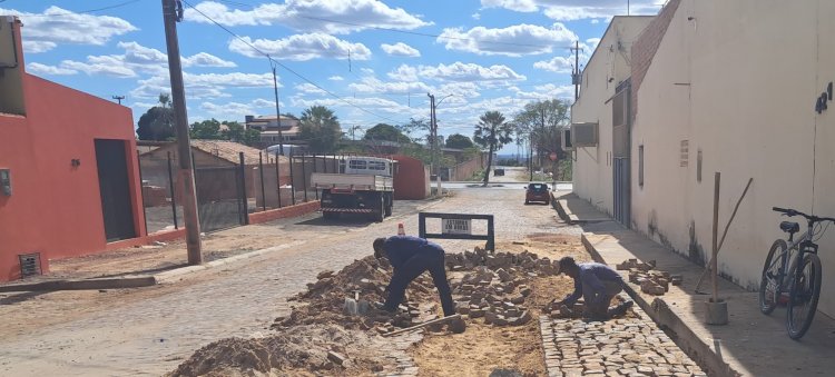 Prefeitura de Floriano intensifica Operação Tapa-Buracos no mês de julho