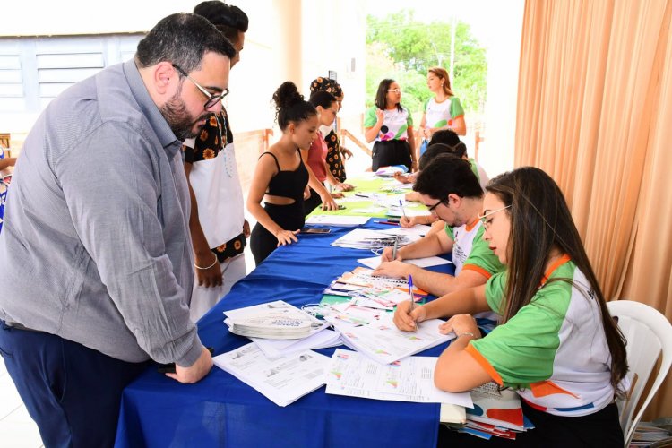 Floriano realiza a 9ª Conferência Municipal de Saúde com foco no fortalecimento do SUS
