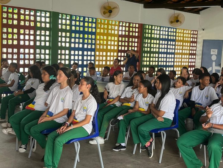 CMDCA de Floriano realiza palestra sobre bullying para estudantes do município