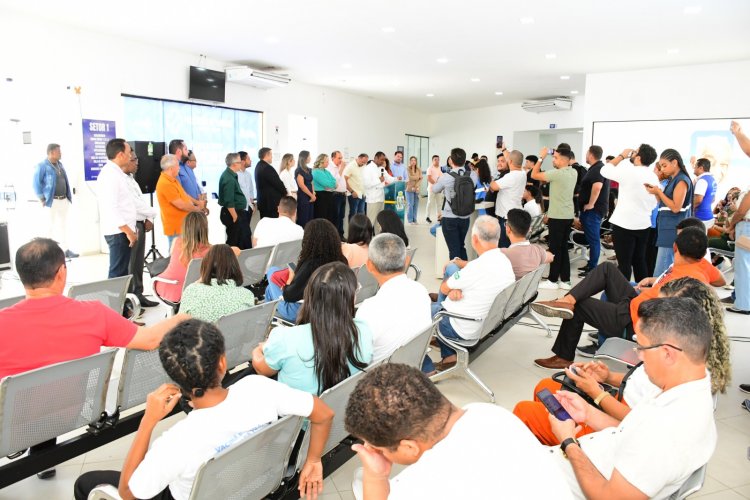 Floriano recebe carreta do programa “Agora Tem Especialistas” em ação voltada à saúde da mulher
