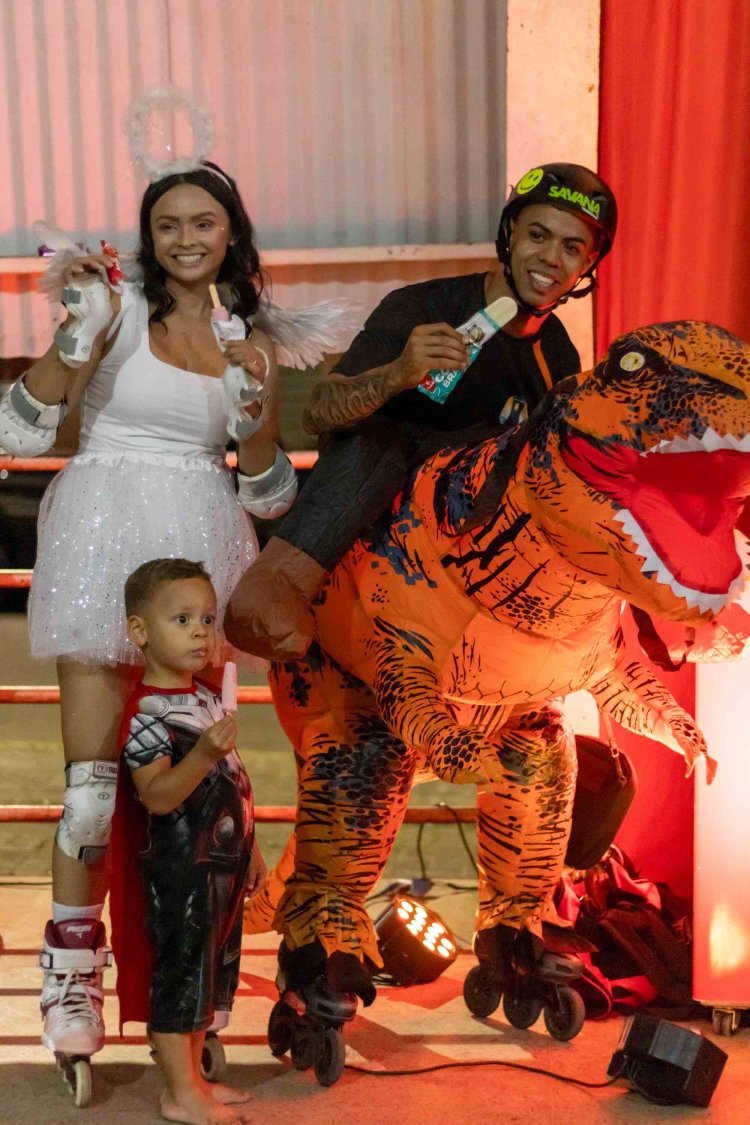 Prefeitura de Floriano apoia evento "Rolê de Patins a Fantasia"