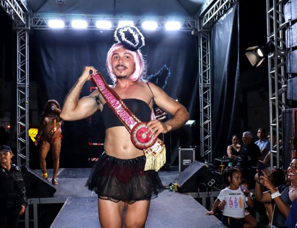 Tradicional Bloco das Virgens é realizado com apoio da Prefeitura de Floriano