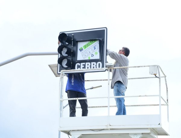 Prefeitura instala sinalização de trânsito através do OPA Floriano