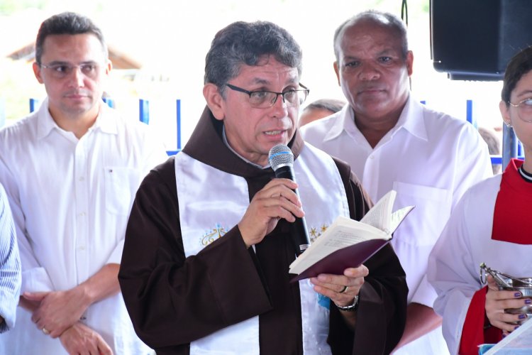 Prefeitura de Floriano entrega reforma e ampliação da Escola Municipal Iracema Miranda