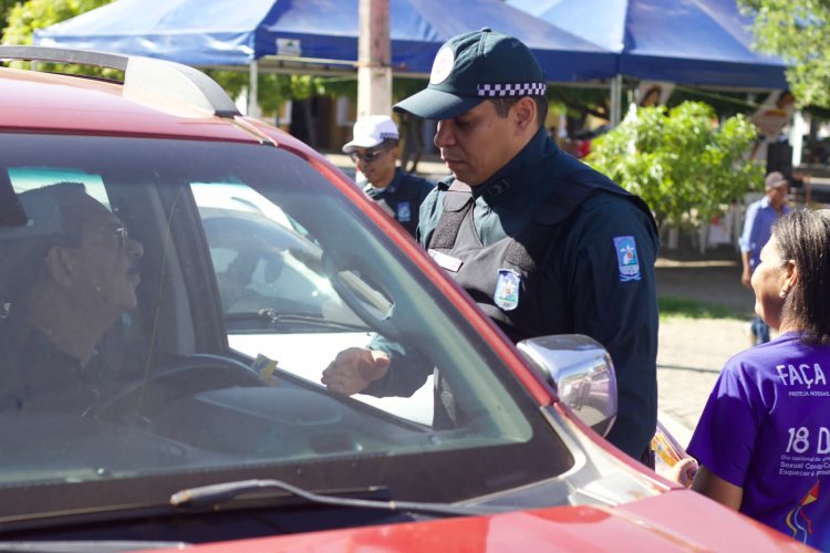 Assistência Social de Floriano realiza ato ‘Faça Bonito’ em alusão ao Maio Laranja